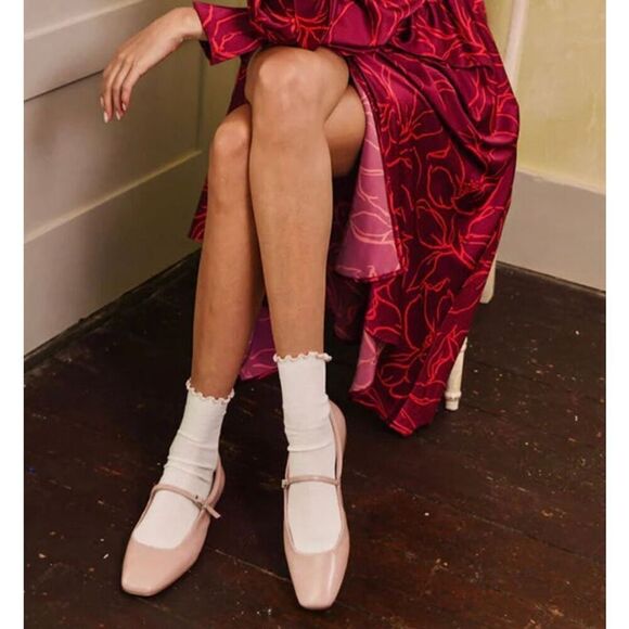 Dolce Vita Women’s Reyes Pastel Pink Crinkle Patent Leather Classic Ballet Flat - Picture 1 of 15